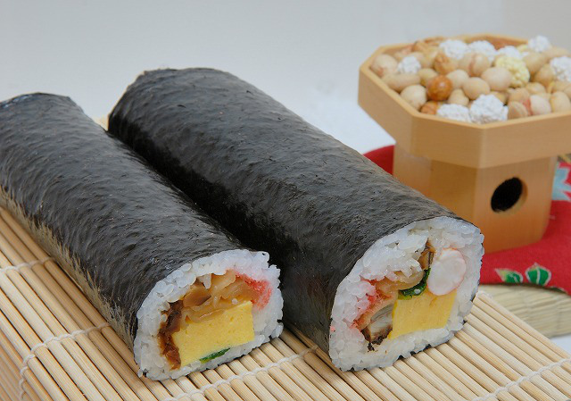 futomaki sushi roll for setsubun